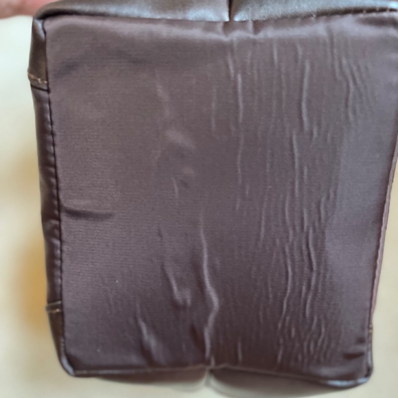 Beautiful Vintage Dark Brown Furla Handbag made in Italy - Picture 10 of 13